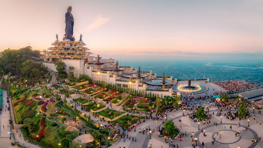 Vui chơi Khu du lịch SunWorld Bà Đen Tây Ninh