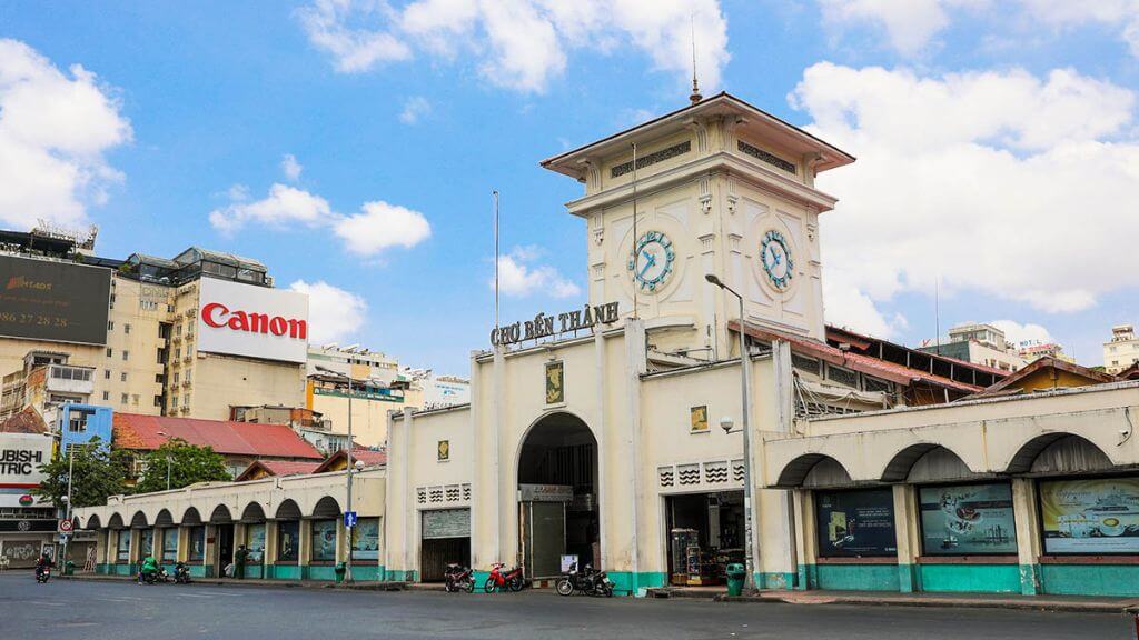 Mua sắm tại Chợ Bến Thành