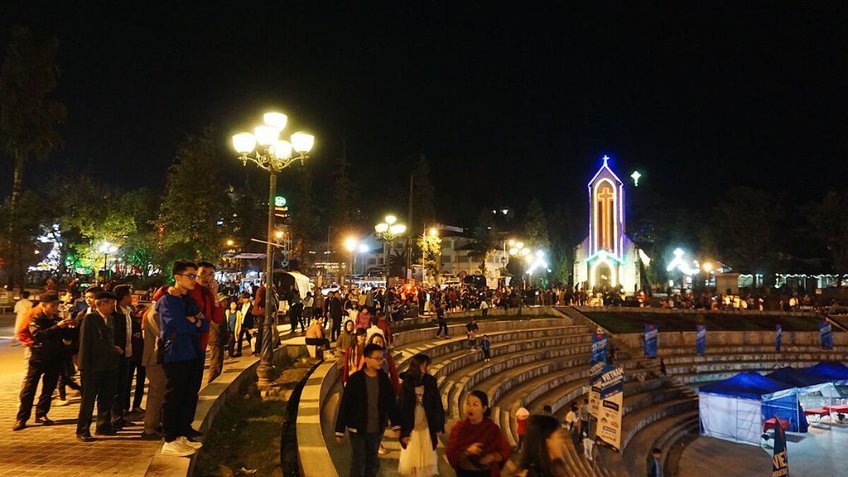Tour Sapa 2N2Đ: Hà Nội - Sapa - Cát Cát - Hàm Rồng - Fansipan