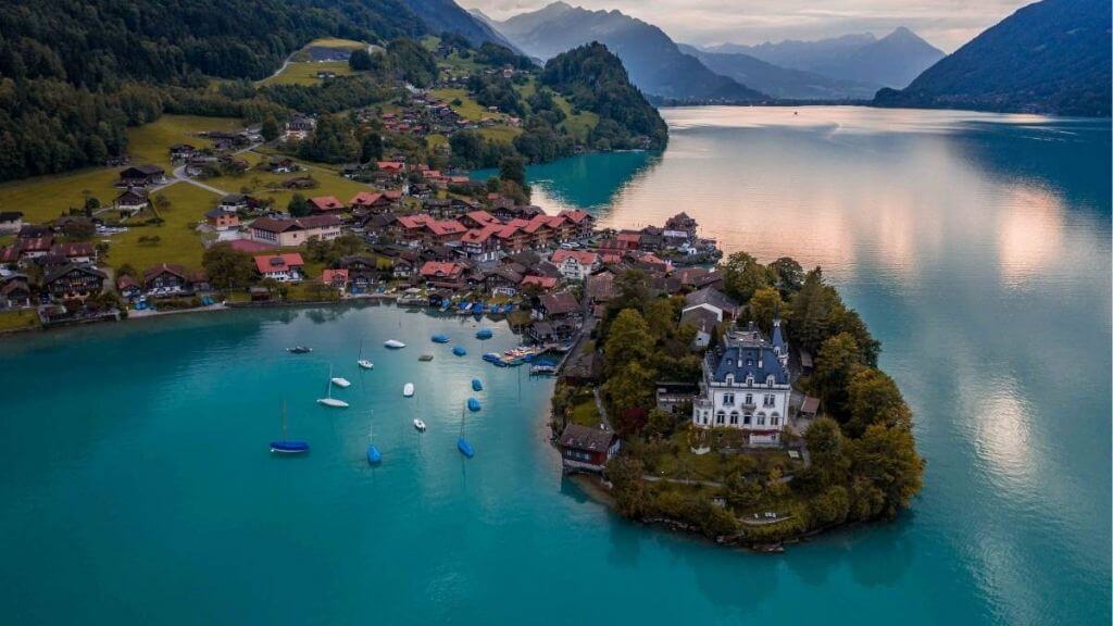 Làng Iseltwald - nàng thơ bên hồ Brienz