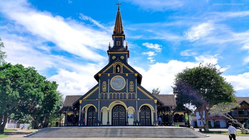 Tour Tây Nguyên 4N3Đ: Khám phá xứ sở cà phê Buôn Ma Thuột - Gia Lai - Kon Tum - Măng Đen