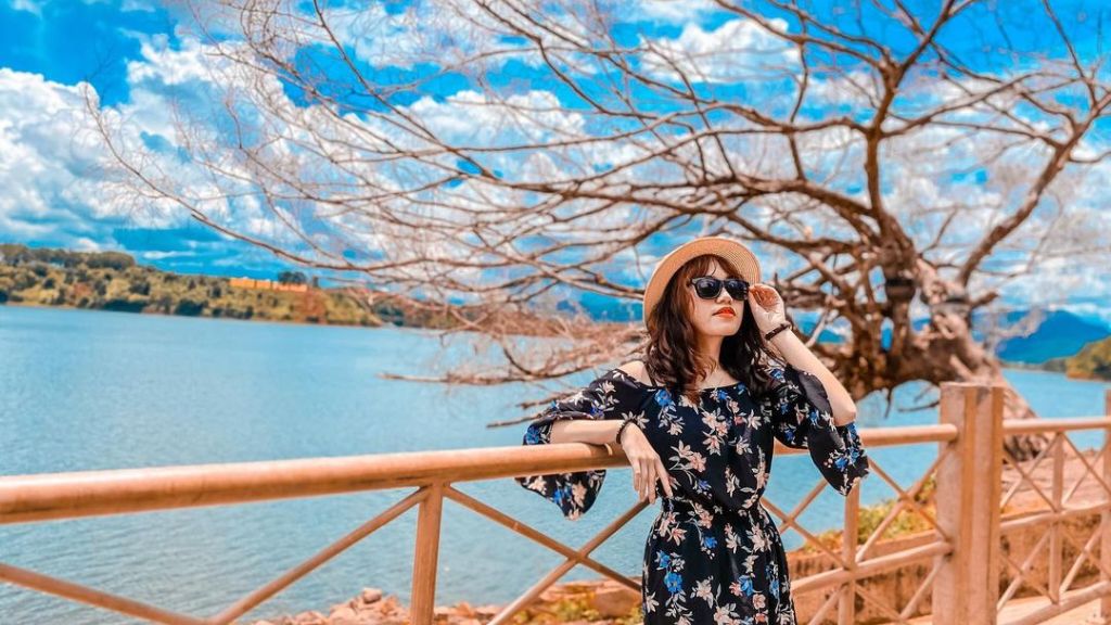 Check in tại Biển Hồ Tơ Nưng