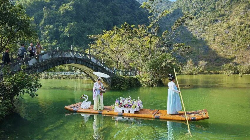 Tour Tết Cao Bằng 2026: Trà Lĩnh - Tịnh Tây - Nga Tuyền - Phố cổ Cẩm Tú - Cổ Long Đại Hiệp Cốc - Thác Bản Giốc 3N2Đ