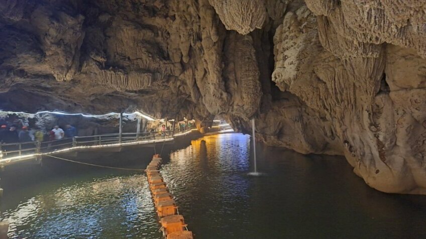 Tour Tết Cao Bằng 2026: Trà Lĩnh - Tịnh Tây - Nga Tuyền - Phố cổ Cẩm Tú - Cổ Long Đại Hiệp Cốc - Thác Bản Giốc 3N2Đ