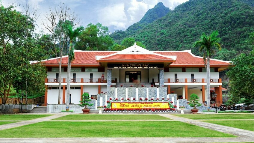 Tour Tết Cao Bằng 2026: Trà Lĩnh - Tịnh Tây - Nga Tuyền - Phố cổ Cẩm Tú - Cổ Long Đại Hiệp Cốc - Thác Bản Giốc 3N2Đ
