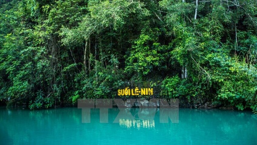 Tour Tết Cao Bằng 2026: Trà Lĩnh - Tịnh Tây - Nga Tuyền - Phố cổ Cẩm Tú - Cổ Long Đại Hiệp Cốc - Thác Bản Giốc 3N2Đ