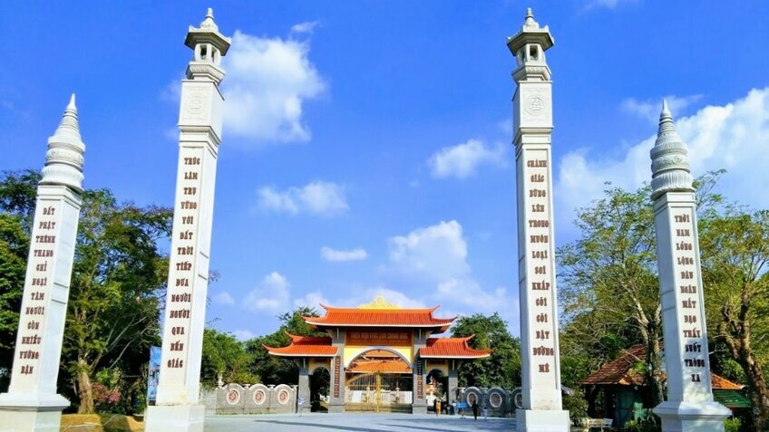 Tour Tết Chinh phục tứ tỉnh miền Tây 4N3Đ
