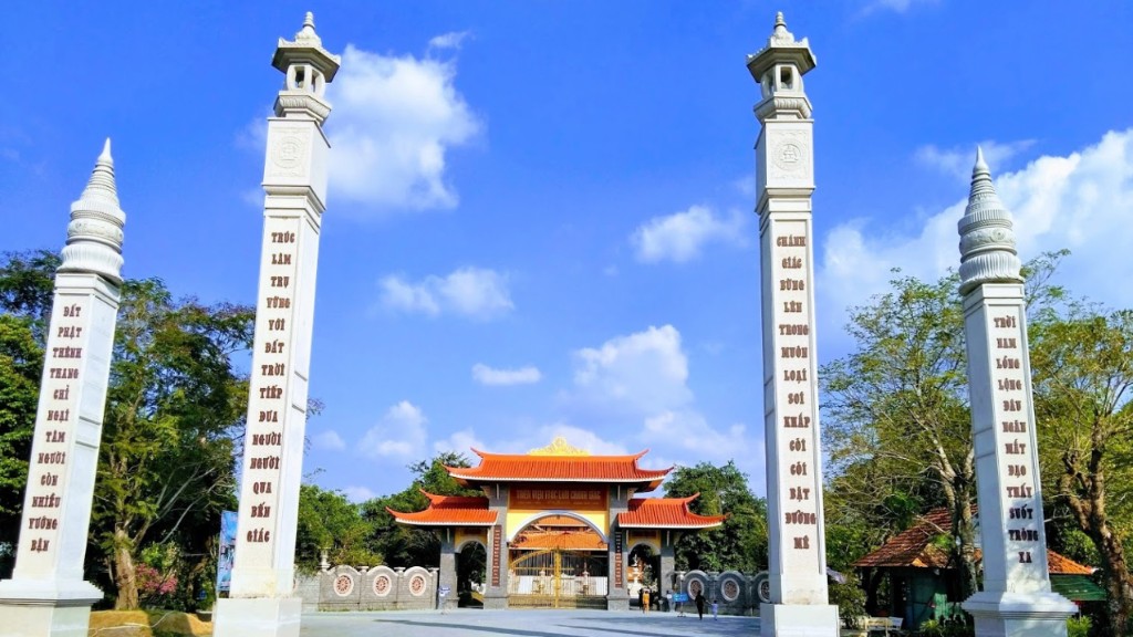 Thiền Viện Trúc Lâm Chánh Giác Ngôi thiền viện vĩ đại nhất Việt Nam