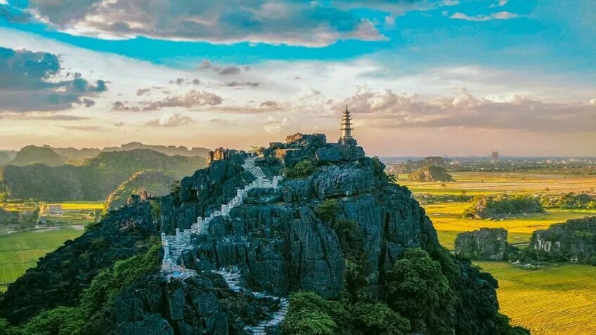 Tour Tết Ninh Bình 2026: Hoa Lư - Tam Cốc - Hang Múa 1N