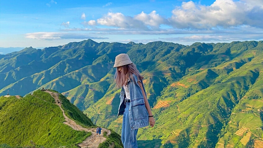 Tour Tết Tà Xùa 2026 Từ Hồ Chí Minh: Trải Nghiệm Săn Mây Trên Đỉnh Non Cao