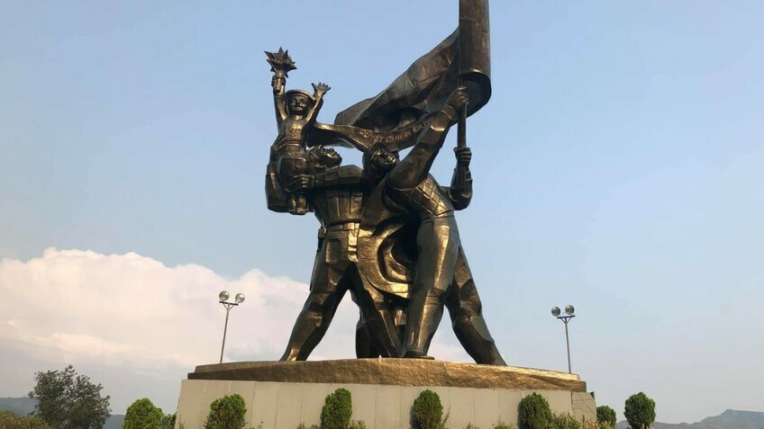 Tour tết Tây Bắc 2026: Mộc Châu - Sơn La - Điện Biên 5N4Đ