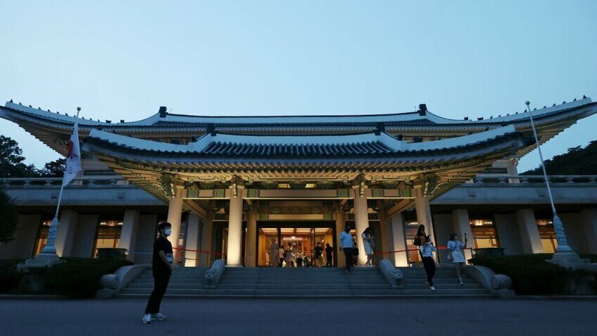 Tour Trượt Tuyết 2026: Hà Nội - Seoul - Lotte World - Trượt Tuyết Elysian - Namsan Tower
