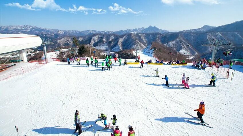 Tour Trượt Tuyết 2026: Hà Nội - Seoul - Lotte World - Trượt Tuyết Elysian - Namsan Tower