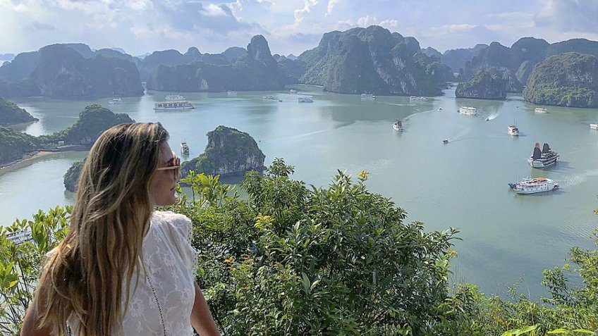 Tour Vịnh Hạ Long 1 Ngày | Du Thuyền Tuần Châu - Hang Sửng Sốt - Đảo Ti Tốp | Vietpower Travel
