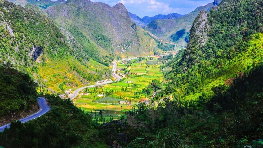 Tour Vòng Cung Đông Bắc: Hà Giang - Cao Bằng - Thác Bản Giốc - Ba Bể 5N4Đ