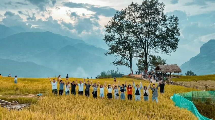 Tour Y Tý 2N1Đ: Trải nghiệm săn mây giữa núi non
