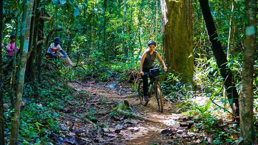 Trải Nghiệm Chèo SUP - Camping Hồ Trị An - Trekking Mã Đà 2N1Đ