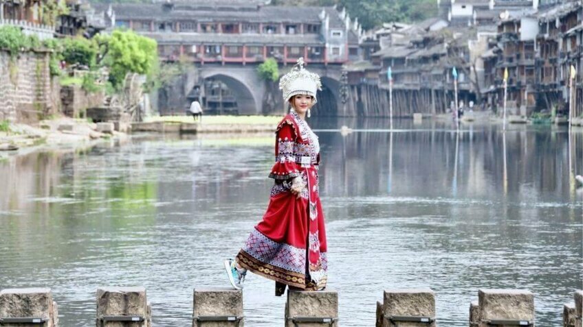 Trung Quốc 5N4Đ: Ân Thi - Trương Gia Giới - Phượng Hoàng Cổ Trấn