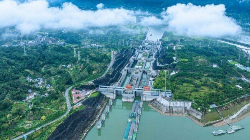 Trung Quốc 5N4Đ: Ân Thi - Trương Gia Giới - Phượng Hoàng Cổ Trấn