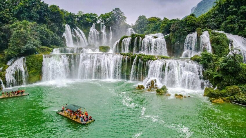 Vi vu tour tết 3N2Đ Cao Bằng - Trà Lĩnh