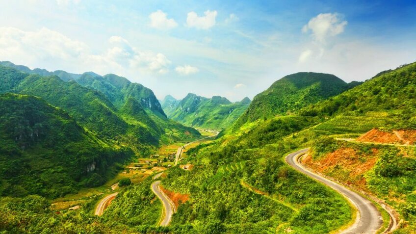 Vòng Cung Đông Bắc: HCM - Hà Nội - Cao Bằng - Ba Bể - Hà Giang 5N5Đ