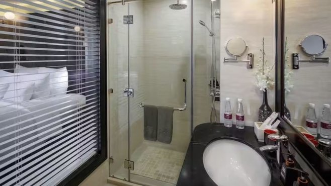 Combo 2N1Đ: Du thuyền Paradise Delight 5* + Paradise Suites Hotel Hạ Long 4*