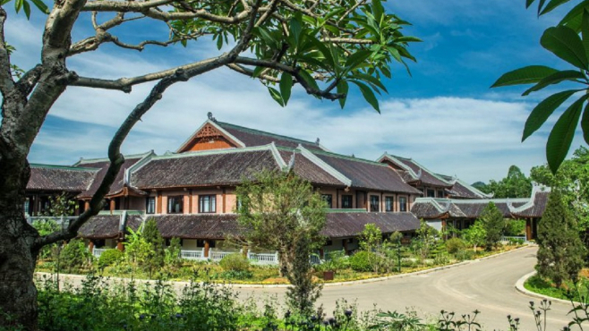 Combo 2N1Đ Lalita Boutique Hotel & Spa Ninh Bình 4* + Ăn tối đặc sản (Miễn phí tiệc trà chiều tại Sky Bar)