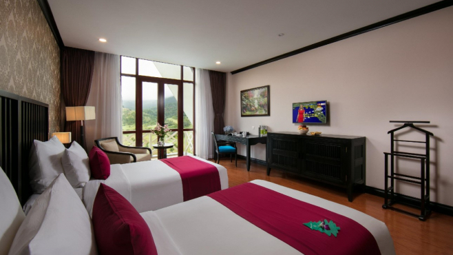 Combo 3N2Đ Swiss-BelResort Tuyền Lâm 5* + Vé máy bay