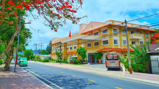 Combo 3N2Đ Tân Sân Nhất Côn Đảo Resort 3*+ Vé máy bay từ Hồ Chí Minh