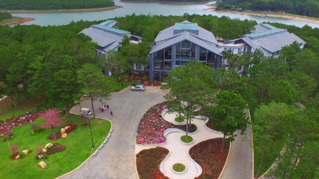 Combo 3N2Đ Terracotta Resort Đà Lạt 5* + Vé máy bay