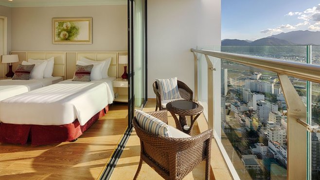 Combo 3N2Đ Vinpearl Condotel Beachfront Nha Trang + Buffet sáng + Vé vui chơi Vinwonders