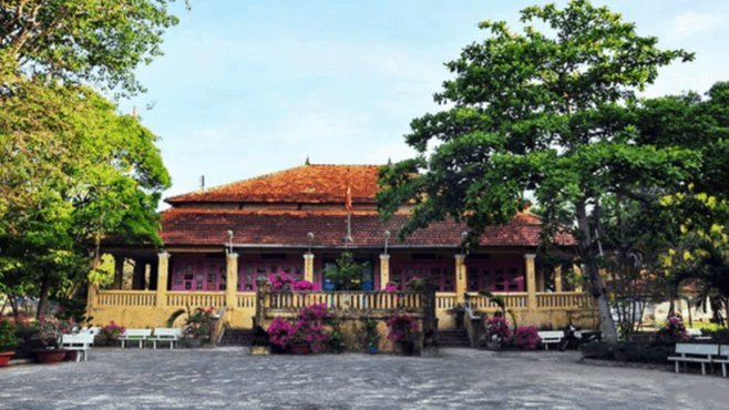 Combo Côn Đảo 2N1Đ: Khách sạn tiêu chuẩn 3* + Tour hành hương lễ tạ