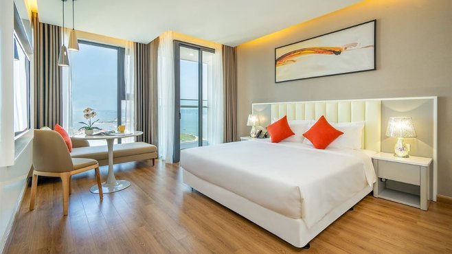 Combo Hạ Long 3N2Đ: Du thuyền Rosy + Delasea Hotel Hạ Long 5*