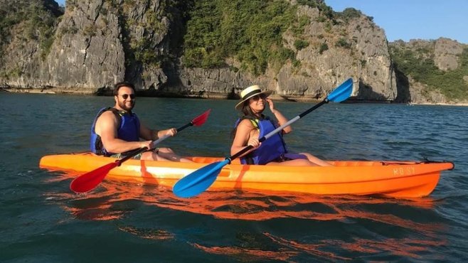 Combo Hạ Long 3N2Đ: Du thuyền Rosy + Delasea Hotel Hạ Long 5*
