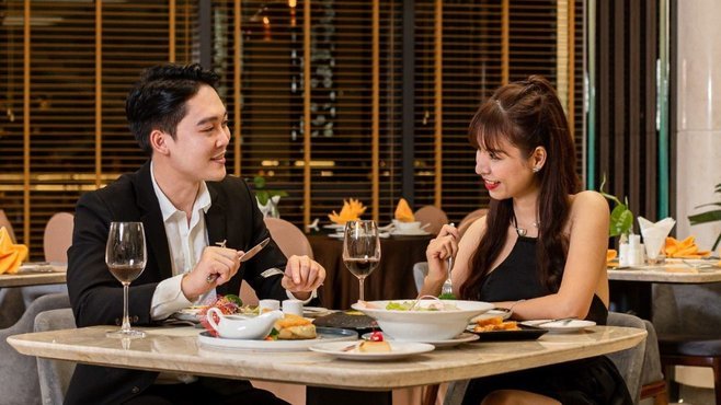 Combo Hạ Long 3N2Đ: Du thuyền Rosy + Delasea Hotel Hạ Long 5*