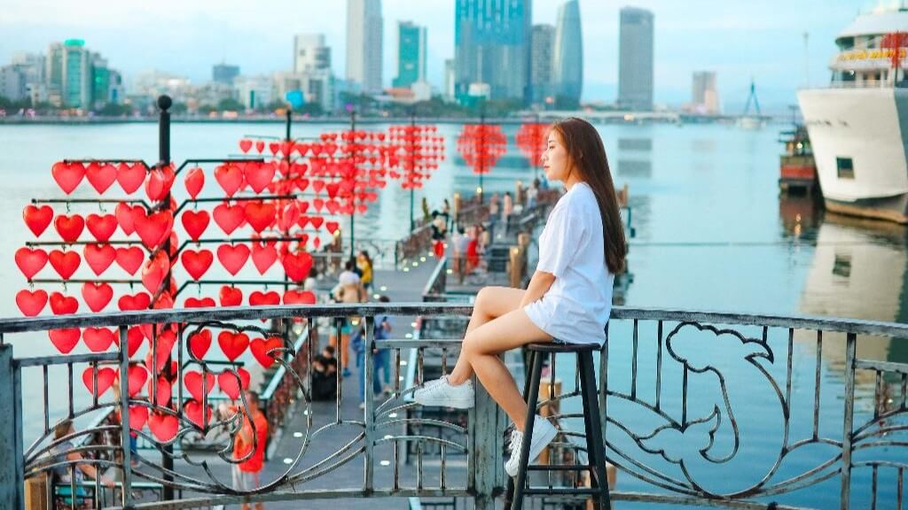 Combo Hà Nội - Đà Nẵng 4N3Đ: Vinpearl Resort & Golf Nam Hội An 5* + Vé máy bay khứ hồi Vietjet Air
