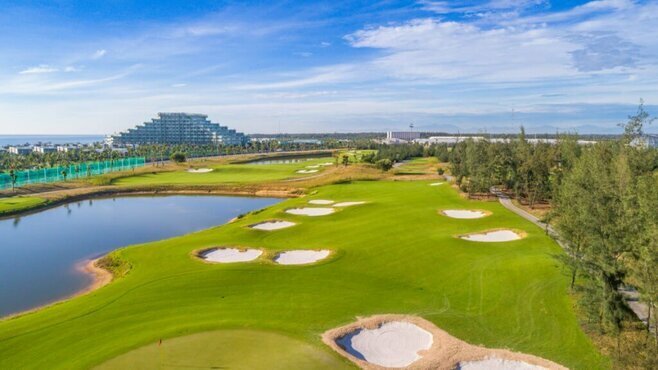 Combo Hà Nội - Đà Nẵng 4N3Đ: Vinpearl Resort & Golf Nam Hội An 5* + Vé máy bay khứ hồi Vietjet Air