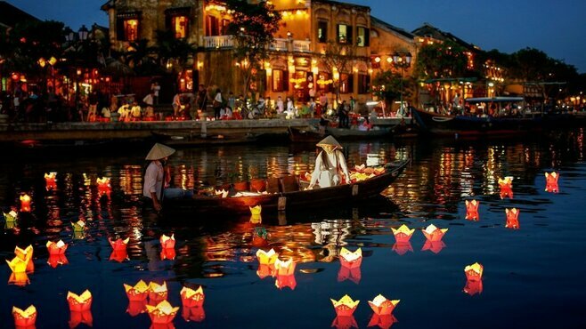 Combo Hà Nội - Đà Nẵng 4N3Đ: Vinpearl Resort & Golf Nam Hội An 5* + Vé máy bay khứ hồi Vietjet Air