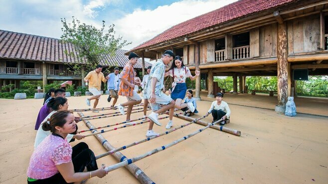 Combo Hà Nội - Đà Nẵng 4N3Đ: Vinpearl Resort & Golf Nam Hội An 5* + Vé máy bay khứ hồi Vietjet Air