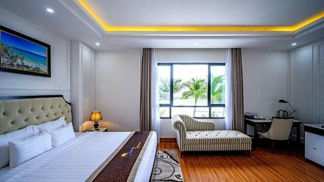 Combo Hà Nội - Quy Nhơn 4N3Đ: Khách sạn 4* + Vé máy bay khứ hồi Vietjet Air