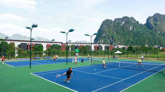 Combo Hòa Bình 2N1Đ: Serena Resort Kim Bôi 4* + 1 bữa ăn chính