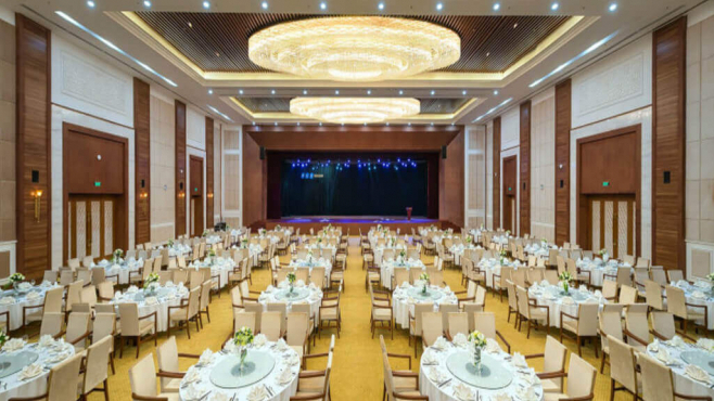 Combo Quy Nhơn từ Hà Nội 4N3Đ: FLC City Hotel Beach 5* + Vé máy bay khứ hồi Vietjet Air
