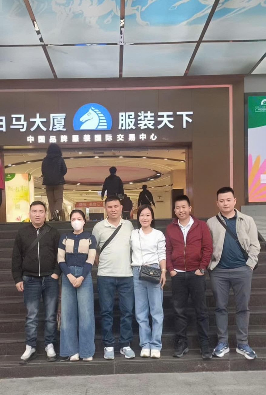Đoàn khách Vietpower Travel trong chuyến công tác Quảng Châu
