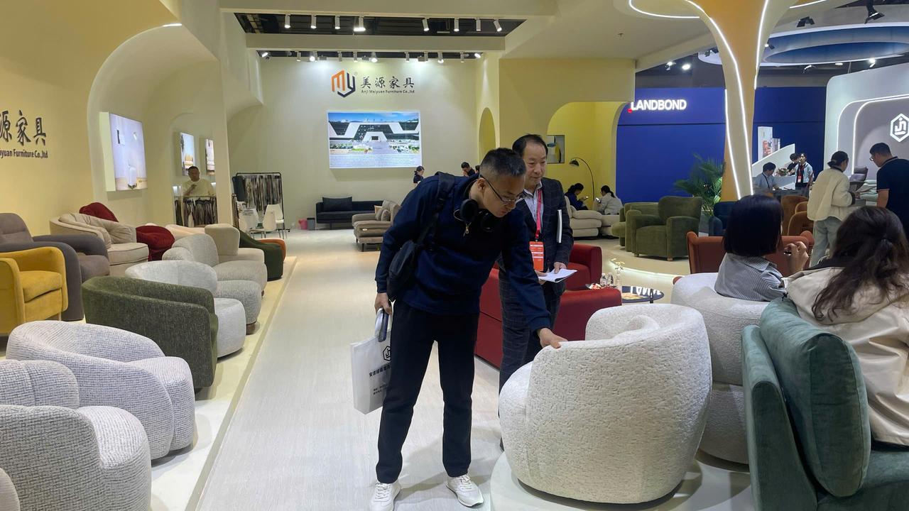 Tour interzum Cologne – Hội chợ phụ kiện & vật liệu nội thất Đức