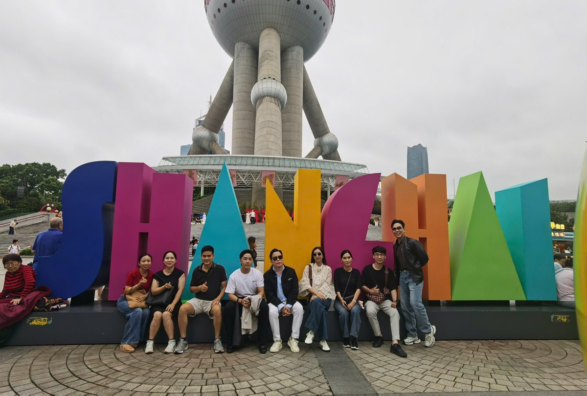 Đoàn khách Vietpower Travel tại Thượng Hải