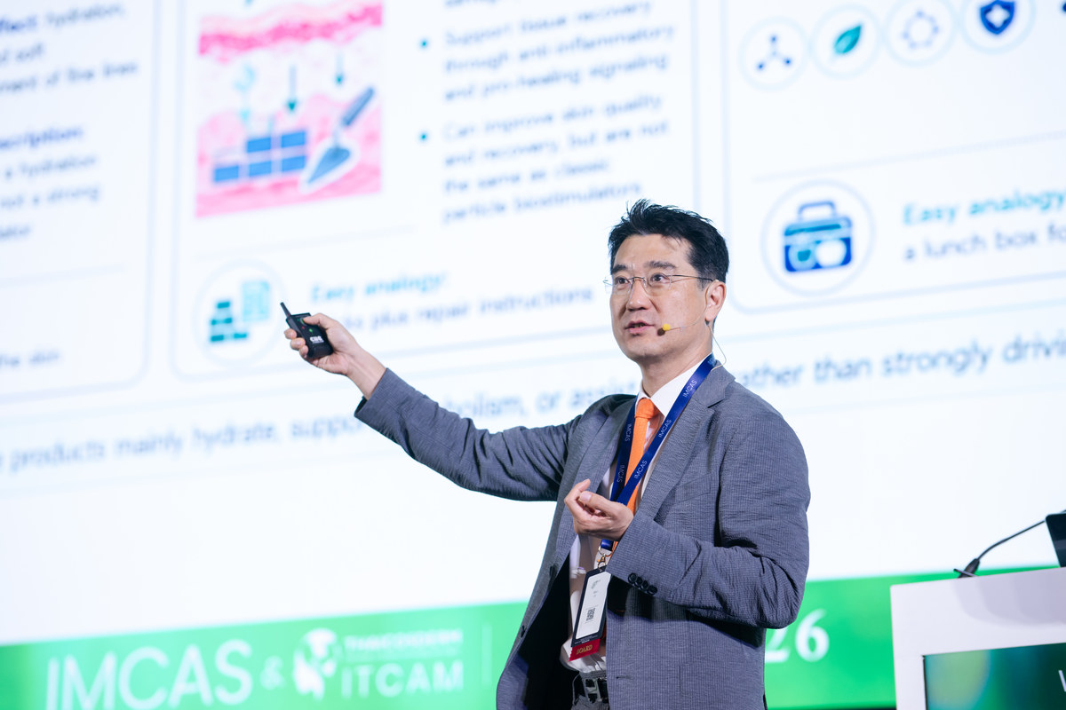 Chia sẻ chuyên môn tại IMCAS Asia – Vietpower Travel
