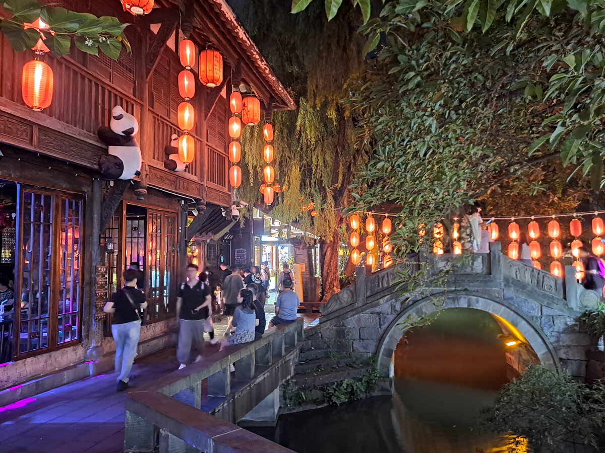 Tour Thành Đô – Cửu Trại Câu – Lạc Sơn 6 ngày 5 đêm