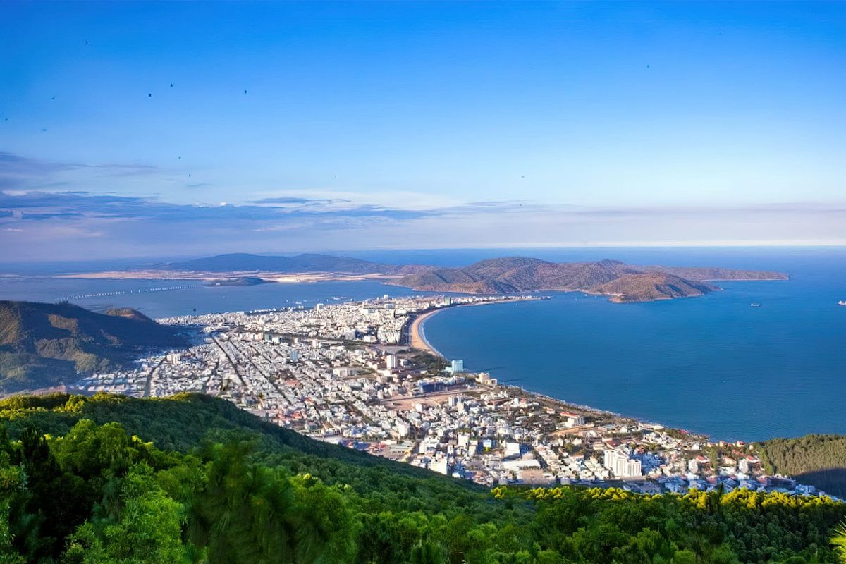 Hà Nội – Quy Nhơn – Phú Yên 4N3Đ (Bay Vietnam Airlines)