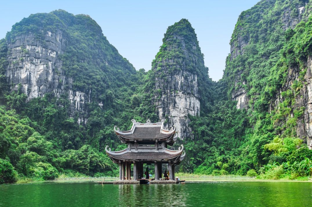 Tour Miền Bắc: Ninh Bình - Hạ Long - Yên Tử 3N2Đ