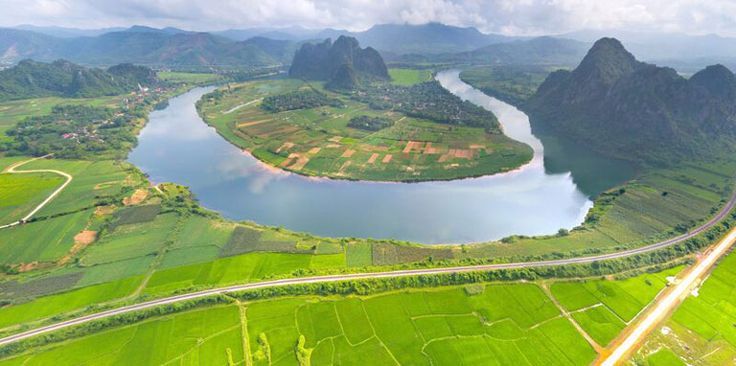 Du Lịch Hà Nội - Quảng Bình 4N3Đ: Khám Phá Dải Đất Miền Trung Xinh Đẹp